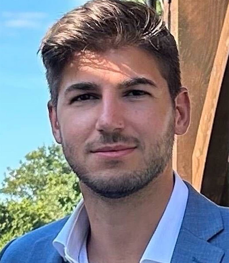 Stefan Luke